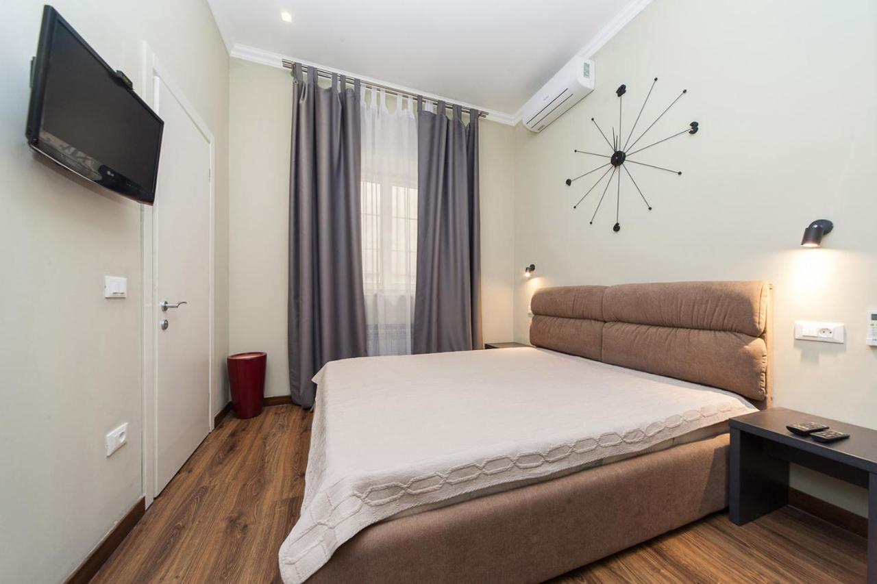 Appartement Goodrest On Deribasovskaya à Odessa Extérieur photo
